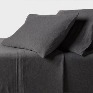 NEW King Cotton Jersey Sheet Set Heather
Charcoal - Threshold 100% Cotton